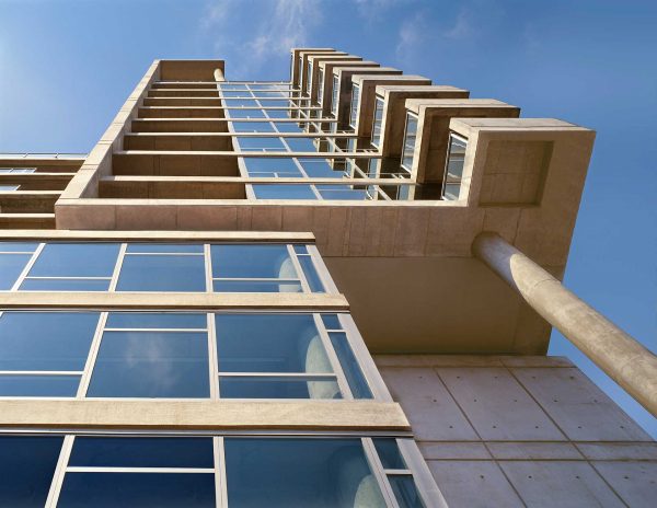 Contemporaine